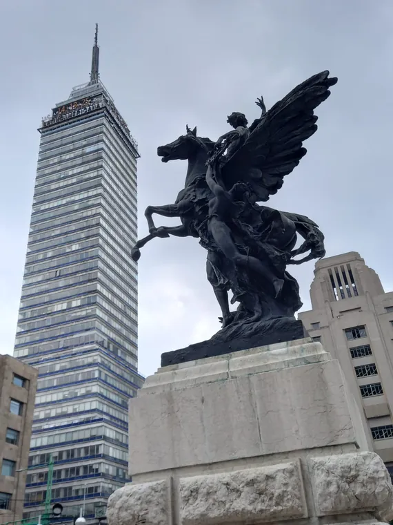 Mexico City architecture and sculpture